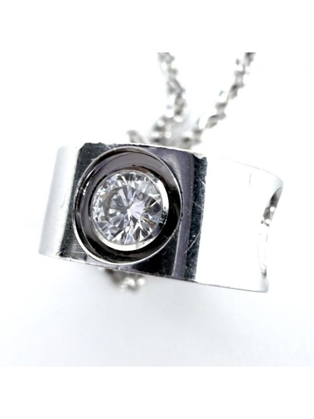 Louis Vuitton Necklace Pendentif Empreinte 18k WG 750 White Gold - Picture 6 of 9